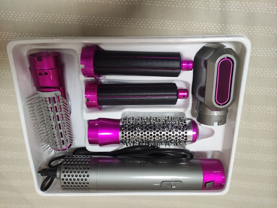 Сешоар тип Дайсън  нов