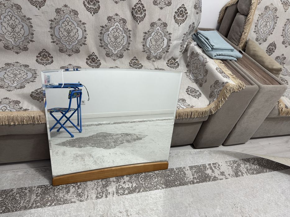 Продам зеркала Не дорого