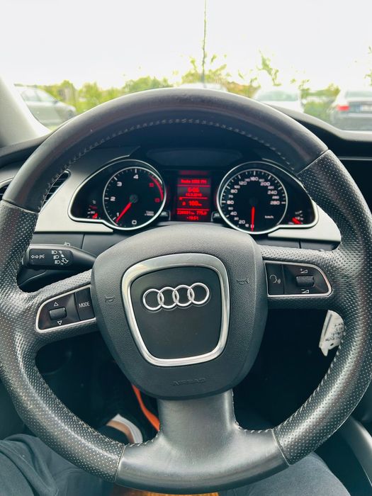 Audi a5 an fabricatie 2011