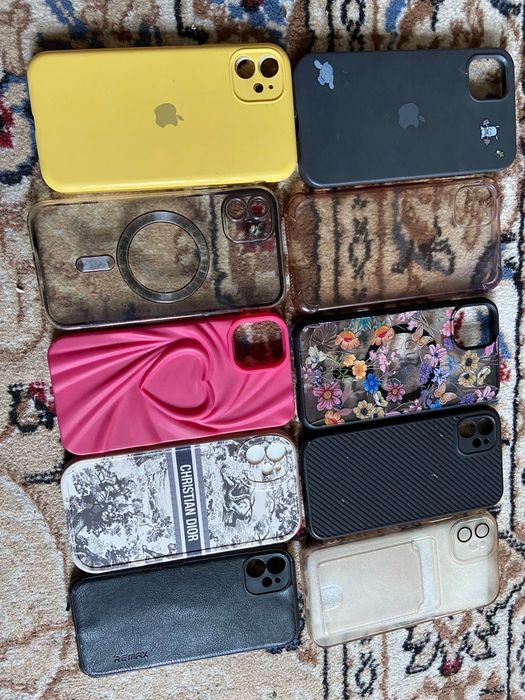 iPhone 11 красный