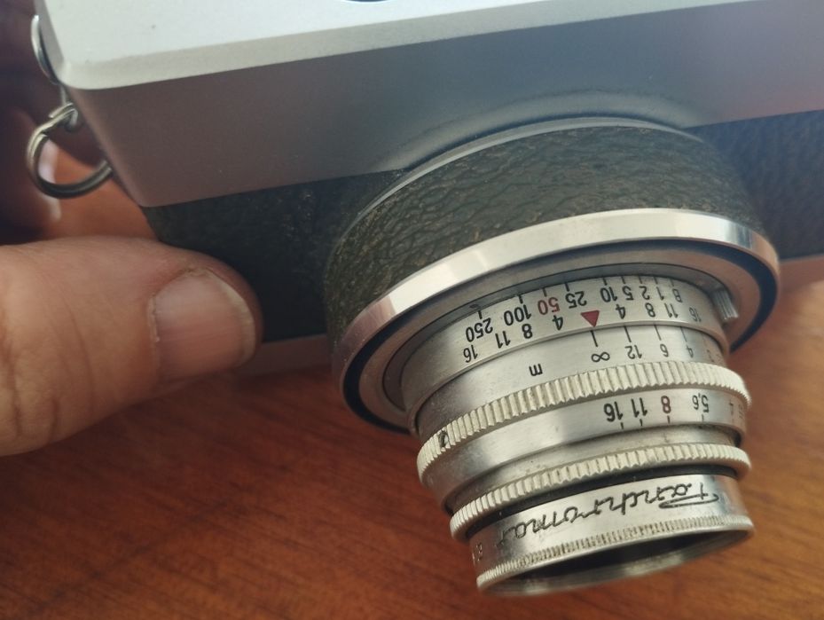 Фотоапарат ретро