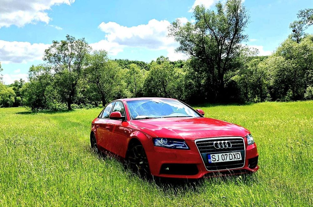 Audi A4 S line rosu