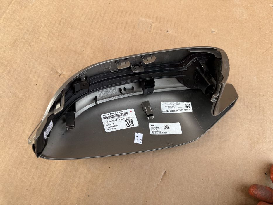 Капак за странично огледало BMW G20