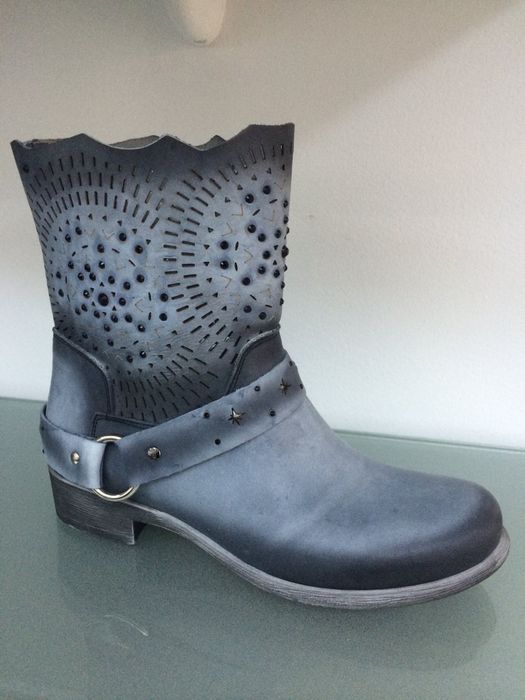 Италиански дамски обувки