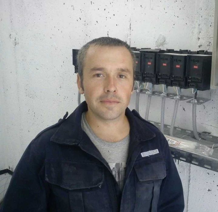 Муж на час недорого, установка люстр, сборка мебели