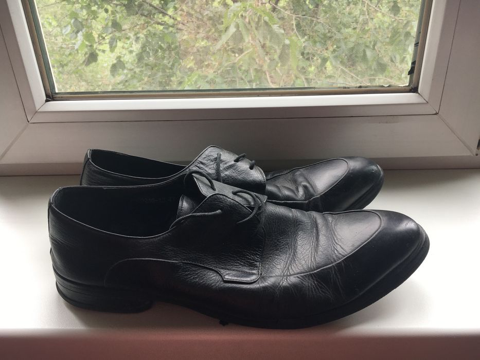 Продаю туфли б/у 43 размер за 10000 торг