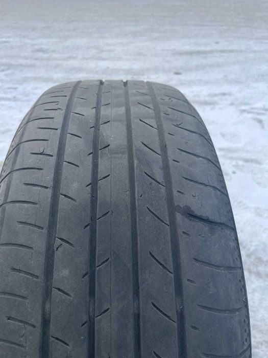 Продам комплект шин