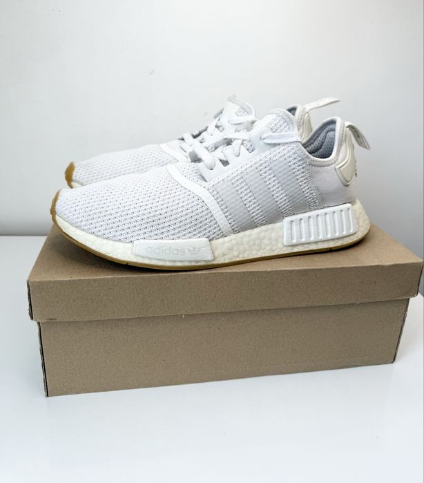 Adidas NMD_R1 ( 44) 28,5см. Маратонки