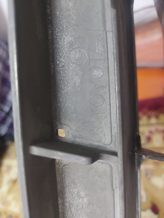 Камри решётка  радиатора