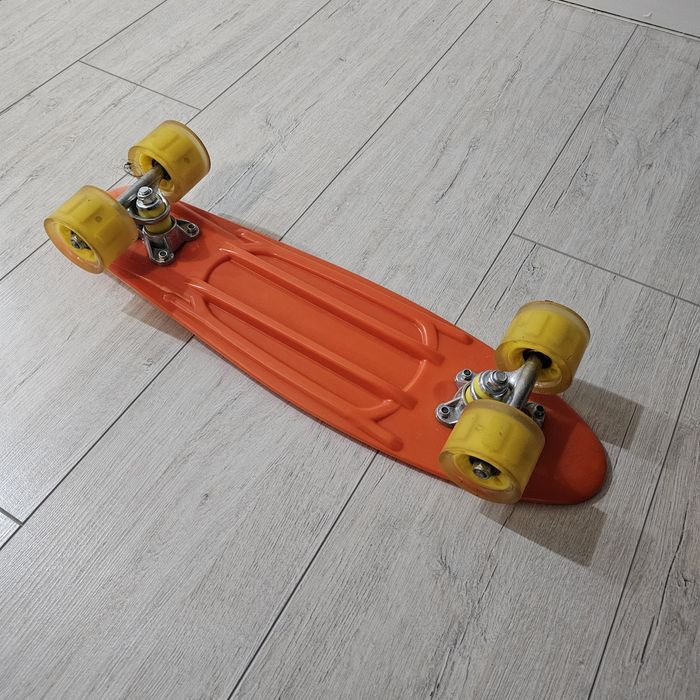 Продажа скейтборда.