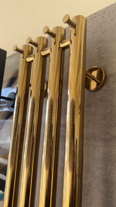 Золотой полотенцесушитель от производителя.