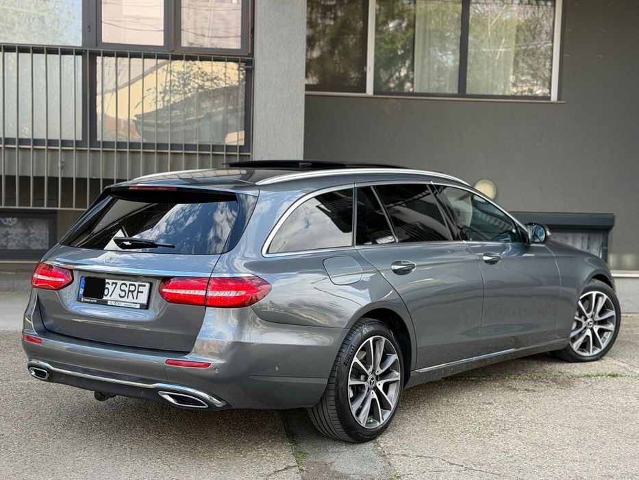 Mercedes E klass 2018 350d•Pano•Designo •4Butoane•Suspensie•Variante