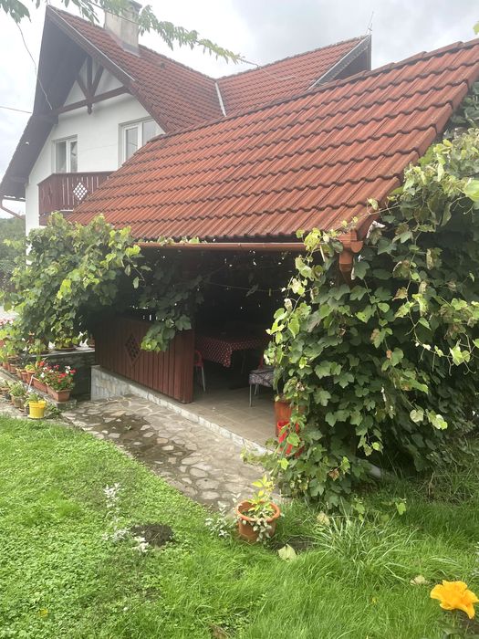 Casă familială de vânzare Praid