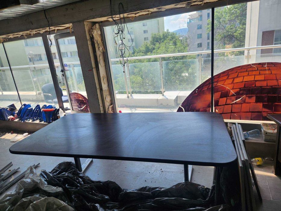 Масивни офис мебели