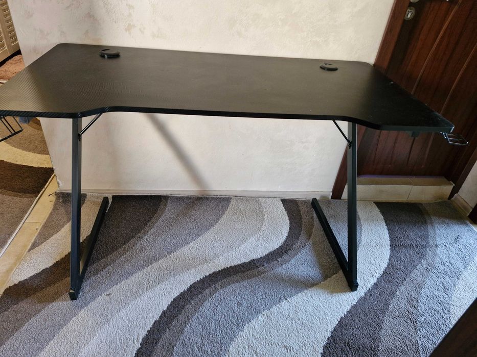 Геймърско бюро ,много запазено!