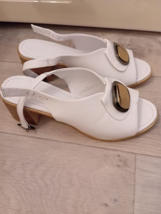 Босоножки кожаные Турция