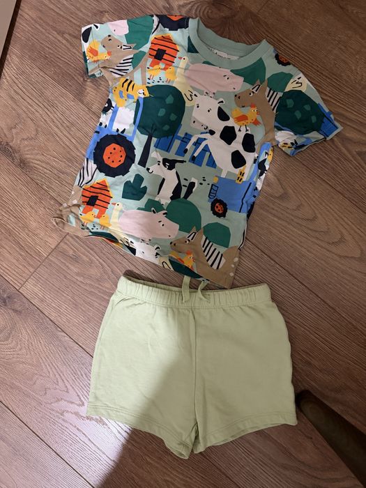 Дрешки 98,104 за момче имам нови на символични цени