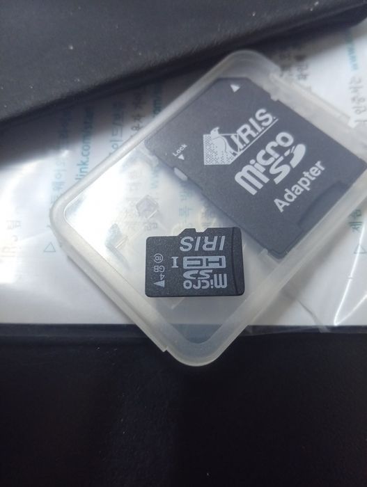 Scanner portabil IRIScan Book 3 – PDF / Word / OCR – documente, cărți