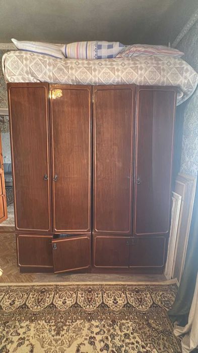 Стенка горка для гостинной