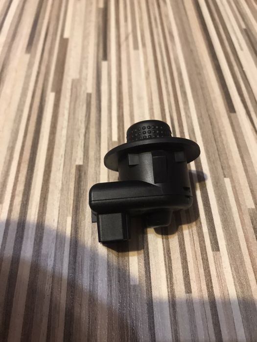Buton reglaj oglinzi electrice Logan-Duster-Sandero