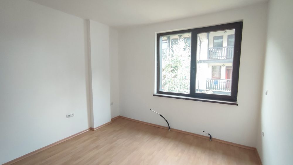 Продава се Тристаен апартамент в София, Белите брези - 75 кв.м за 1247 €/кв.м - Снимка #3