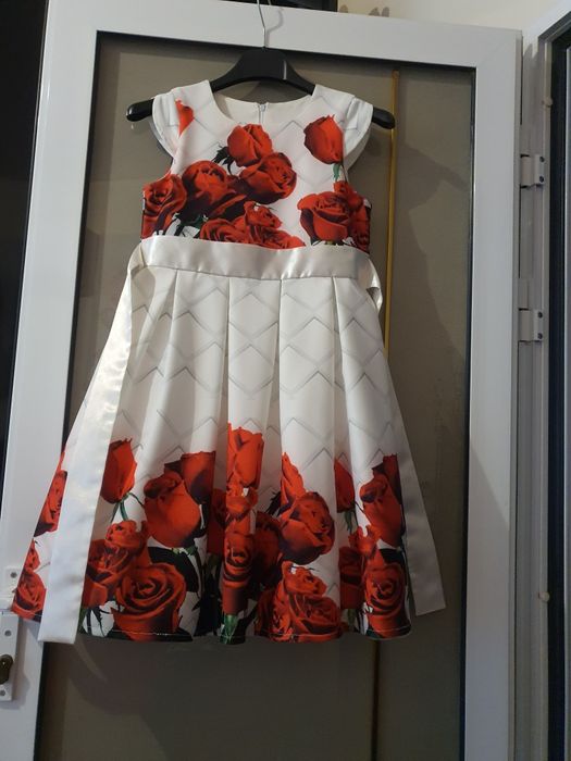 Calvin Klein оригинална рокличка. Официални детски рокли.