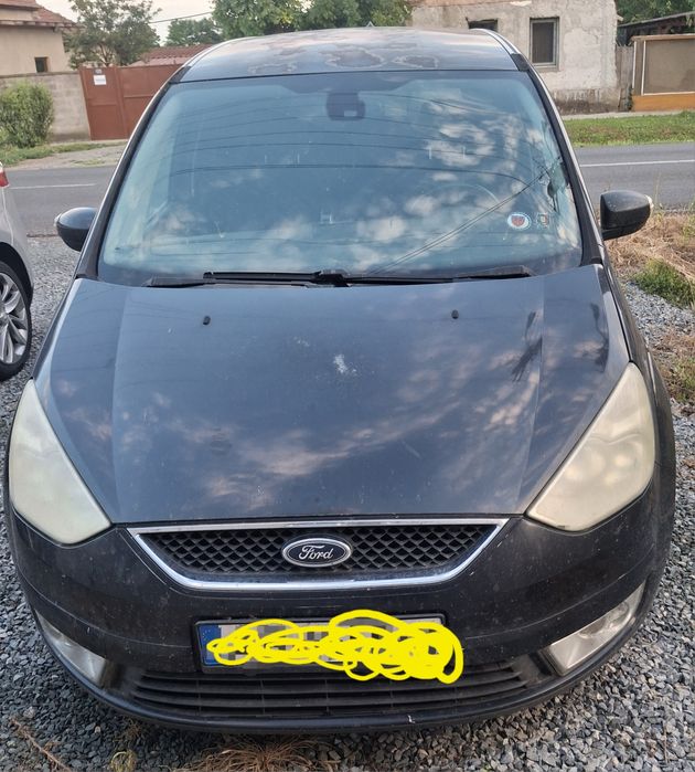 Vând Ford Galaxy