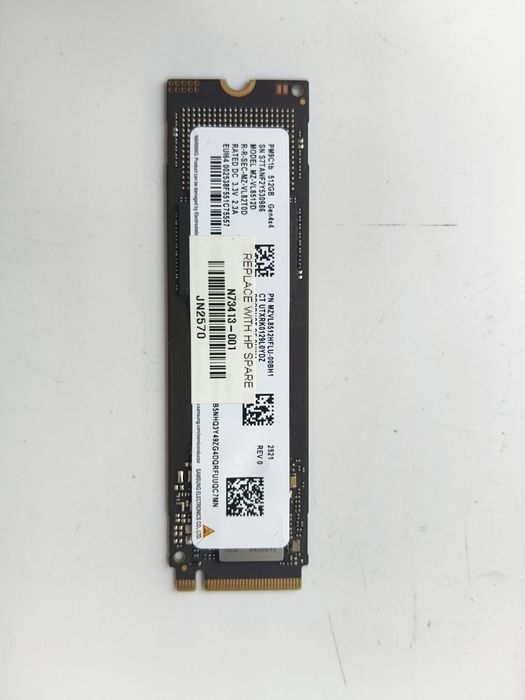 NVMe SSD накопитель