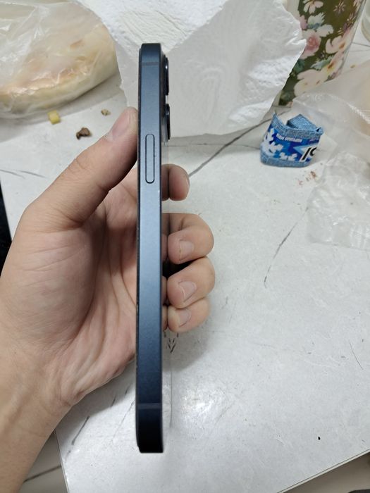 Айфон 13 сатылады