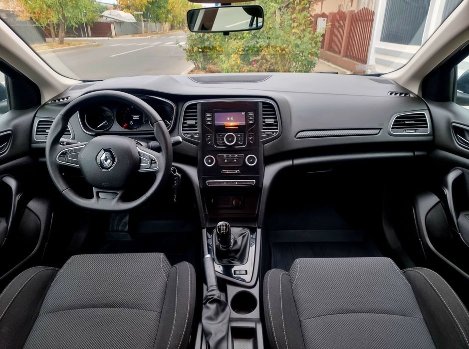 RENAULT Megane 2020 — imagine 5