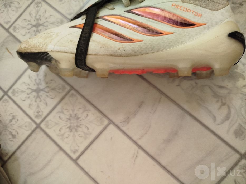 Бутсы predator Adidas original 2026 размер: 37-38