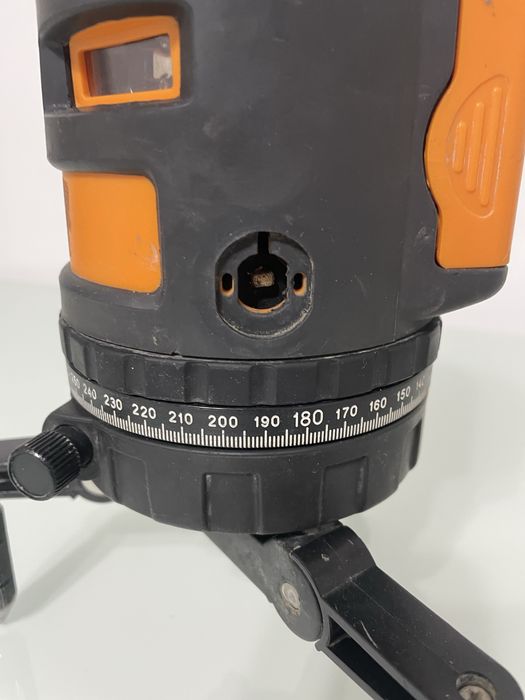 Nivela laser cu linii Multi-Liner FL 55