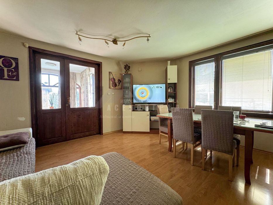 Продава се Къща в Асеновград - 200 кв.м за 1175 €/кв.м - Снимка #3