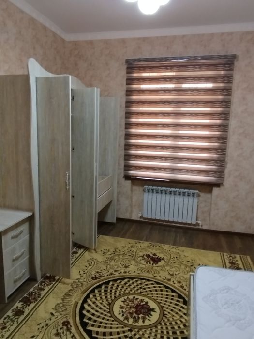 Катеж хама шаройити килинган мебилари Билан сотиладм