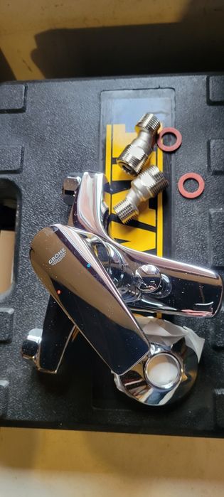 Смесител за вана и душ Grohe