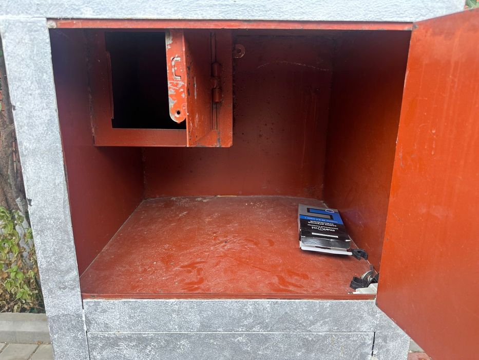 Продам сейф в хорошем состоянии