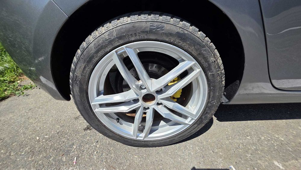 Se vinde Golf 6 2009,1.6 Benzina