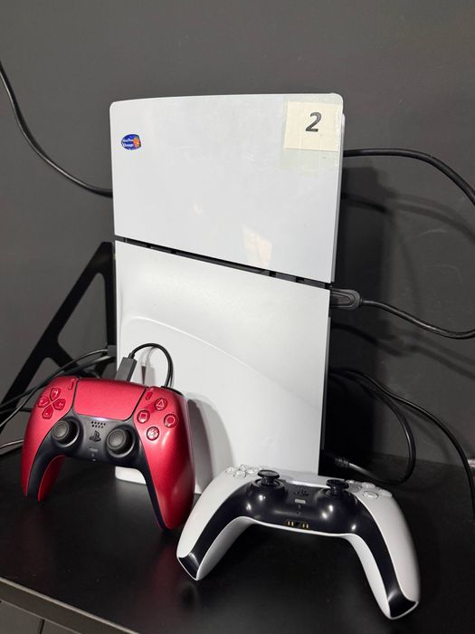 Продаются PS5 - с дисководом и без + много игр