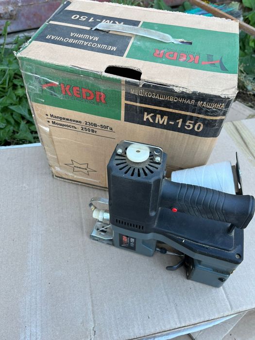 Машинка мешкосшиватель