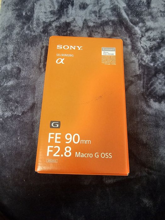Obiectiv  Sony FE 90mm F/2,8 Macro G Oss