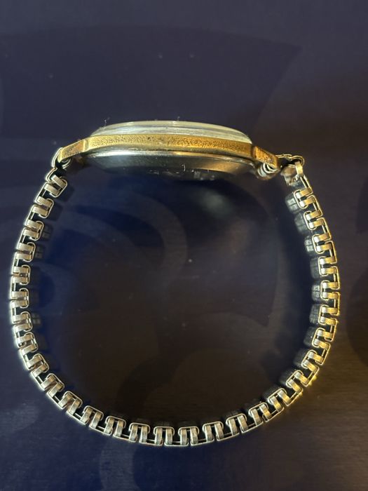 Vand Ceas vintage Aretta elvetian