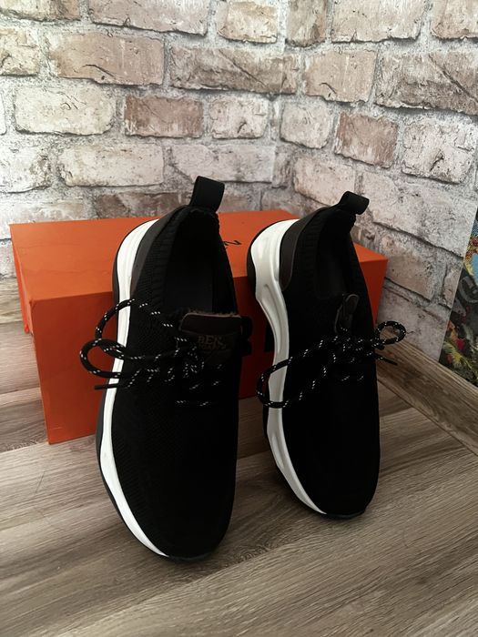 Кроссовки новые летние 40-42
