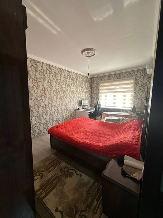 Qoraqamich 2/4 da 1/2/4 balkon 2/6 srochno sotiladi