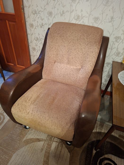 Тройка - диван и 2 кресла