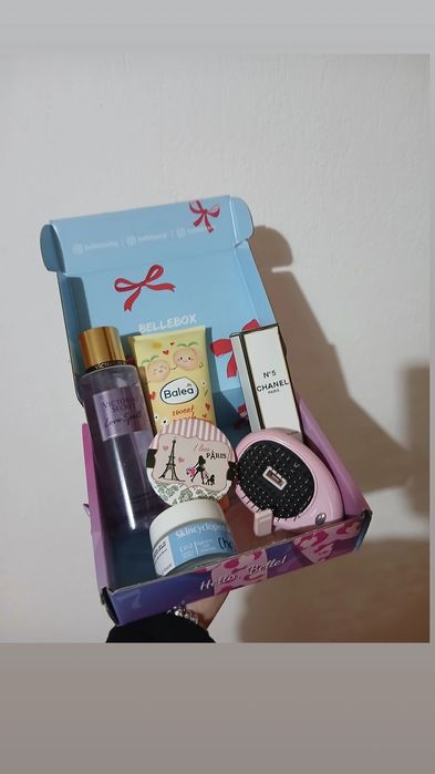 Козметика за лице, тяло и коса