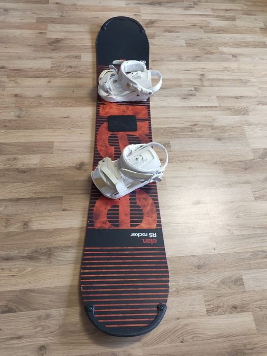 Set Snowboard (placa, boots, legături, casca, ochelari)