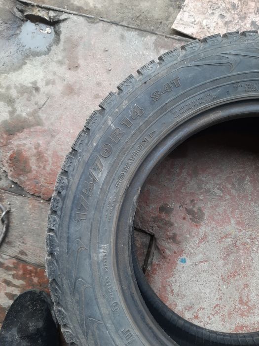 Нокиян 2 штуки зимняя резина