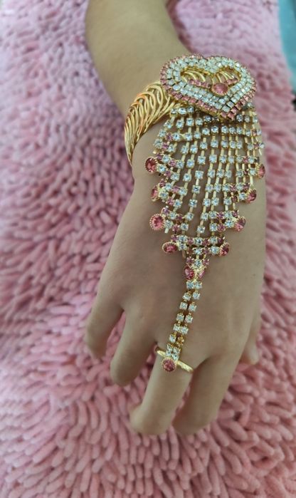 Браслет с кольцом. Украшение