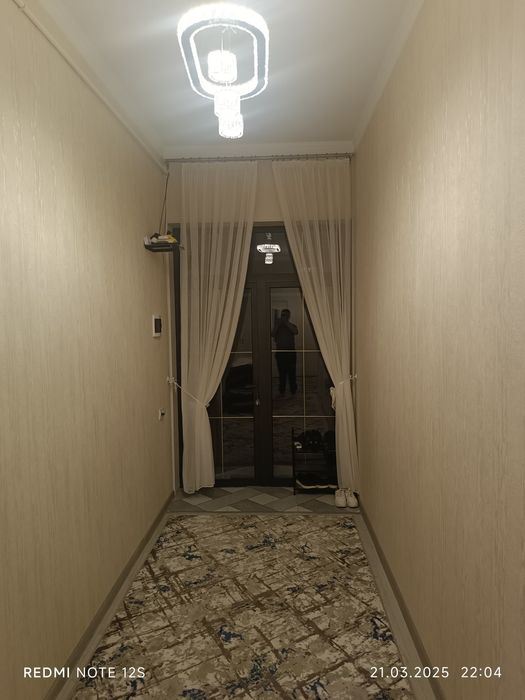 Nazarbek turkiston saxovat da yengi xovli sotiladi jixozlari bilan