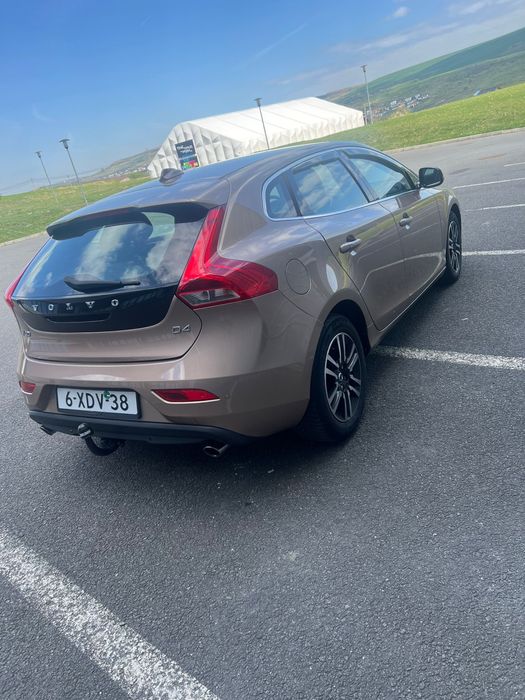 VOLVO V40 2014 — imagine 4